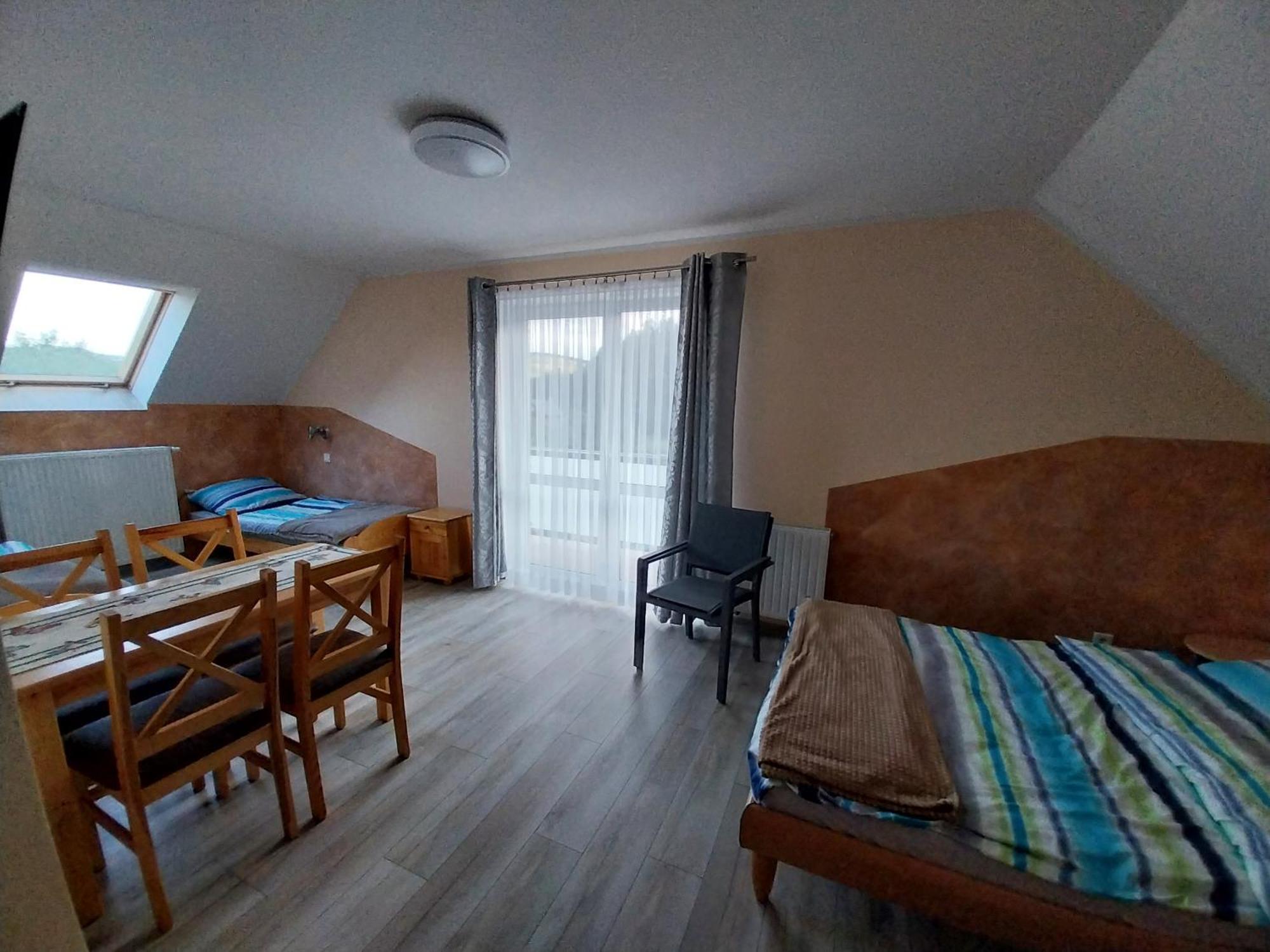 Noclegi U Franka Niedzica Exterior foto